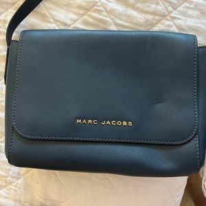 Marc Jacobs navy blue crossbody purse-in good condition